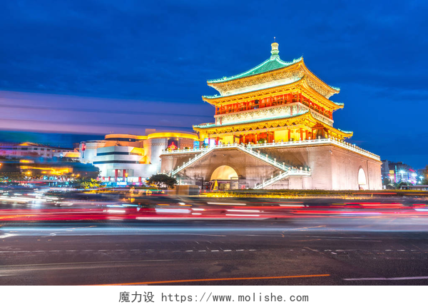 中国西安古城夜景西安钟楼